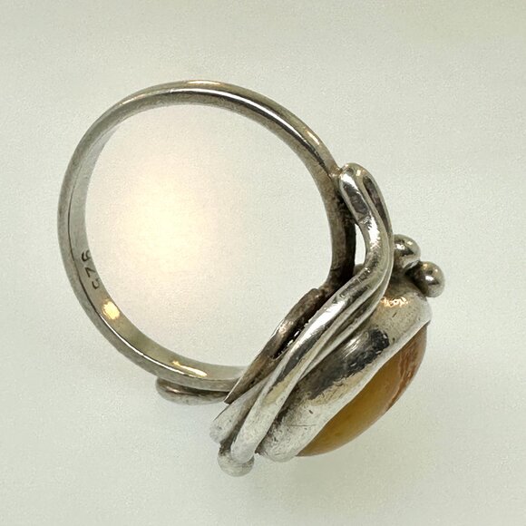 925 Sterling Silver Butterscotch Amber Ring size 6.5- Great Condition - Picture 9 of 9